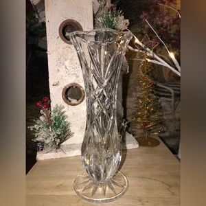 St George Toscany Beautiful Crystal Bud Vase